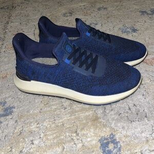 Peter Millar Hyperlight Apollo Sneakers Men's 8.5 Navy Knit Slip On Shoes Casual